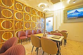 The Prominence Hotel Restaurant & Bar