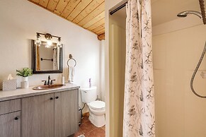 Private Hot Tub & Fire Pit: Pine Cabin Near Hiking