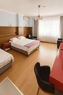 Ferah Hotel