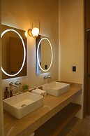 Casa Oneiro Hotel Boutique & Suites