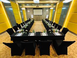 Time Grand Plaza