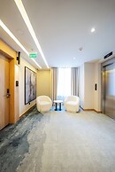 Premier Lounge Hotel