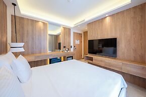 Premier Lounge Hotel