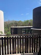 Unique Rooftop Sea View Walking to Beach The Best