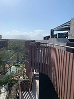 Unique Rooftop Sea View Walking to Beach The Best