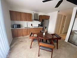 Spacious and Comfortable Ph With Private Pool in Zama!