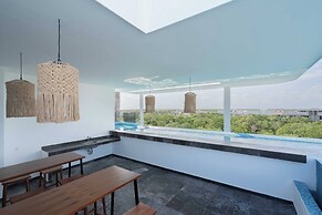 Perfect Studio Light and Nature in Aldea Zama