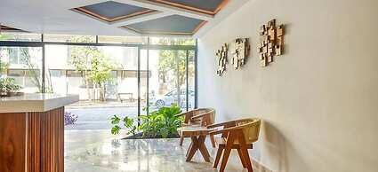 Perfect Studio Light and Nature in Aldea Zama
