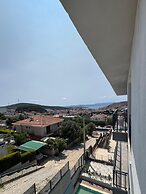 Maia Suites