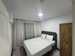 Maia Suites