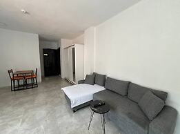 Maia Suites
