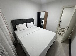 Maia Suites