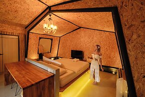 TheX10 PrivatePoolVilla & ResortKhaoYai