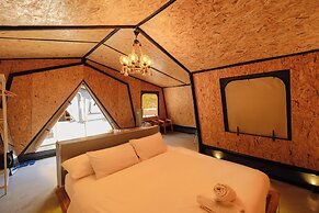 TheX10 PrivatePoolVilla & ResortKhaoYai