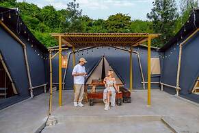 TheX10 PrivatePoolVilla & ResortKhaoYai