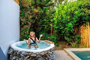 TheX10 PrivatePoolVilla & ResortKhaoYai