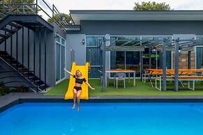TheX10 PrivatePoolVilla & ResortKhaoYai