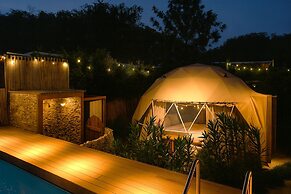 TheX10 PrivatePoolVilla & ResortKhaoYai