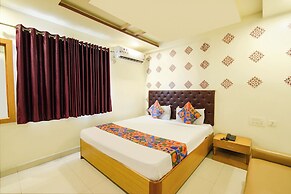 Fabhotel Marjan International