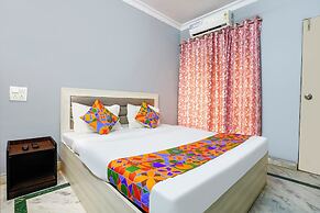 Fabhotel Galaxy Grand