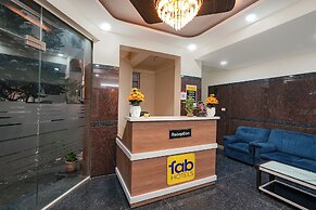 Fabhotel Royal Suites I