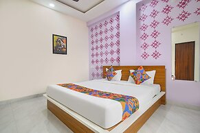 Fabhotel Chirag Inn