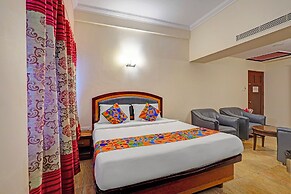 Fabhotel Aura Inn