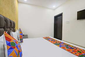 Fabhotel Parijat