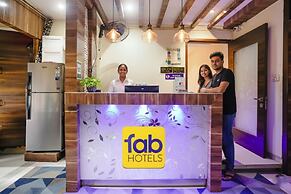 Fabhotel New Silver Elite
