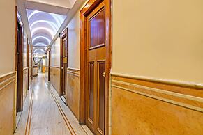 Fabhotel Samrat