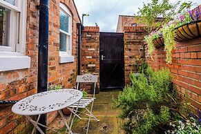 16 Steele Street