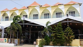 Maharaja Agrasen Resort