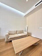 Condo Studio Plaza