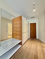 Condo Studio Plaza