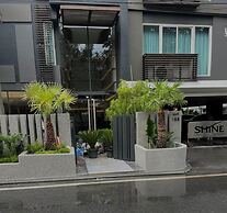 Shine Thonglor