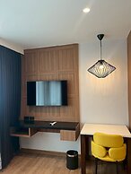 Shine Thonglor