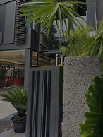 Shine Thonglor