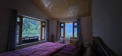 The Orchard Retreat VanVaas