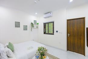 Hera West Lake Apartment