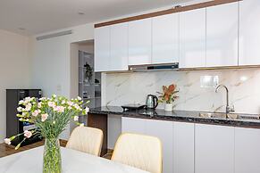 Hera West Lake Apartment