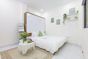 Hera West Lake Apartment