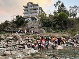 Hotel Manuni Inn Dharamshala