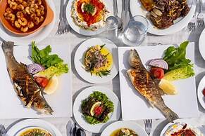 Sude Beach Resort Hotel