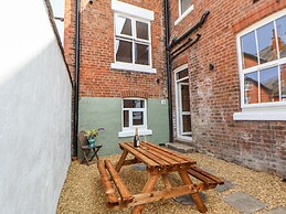 33 Lorne Street