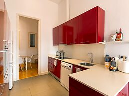 Designer s Three Bedroom Apartment With Terrace