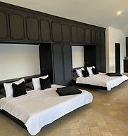 Rococo San Cristobal