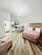 DONN'ANNA NAPLES CITY CENTER