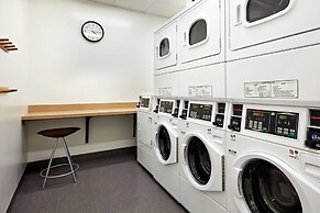 Element Branson
