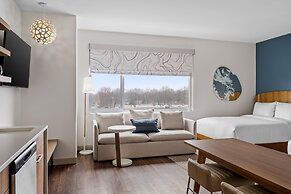 Element Branson
