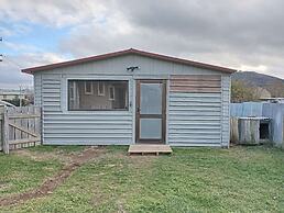 4 Double Beds and 2 Sofa Bed chalet
